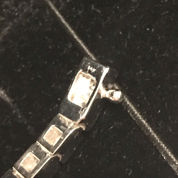 14k Diamond Baguette Tennis Bracelet - Picture 6 of 6